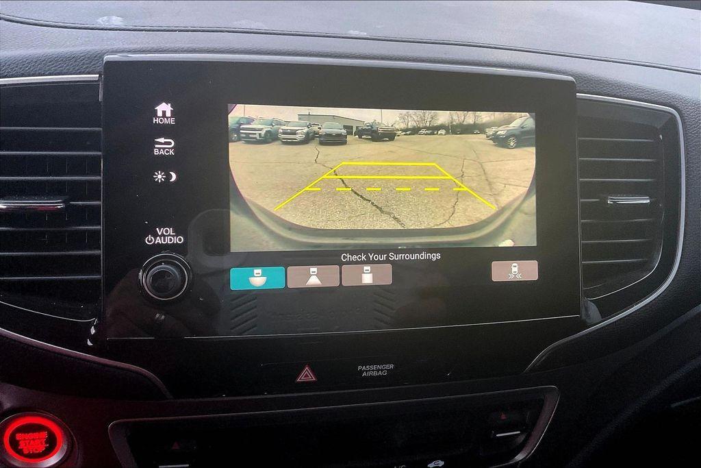 used 2021 Honda Pilot car, priced at $24,220