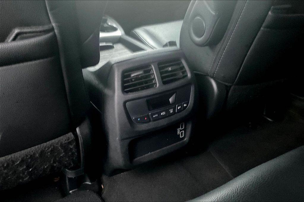 used 2021 Honda Pilot car, priced at $24,220