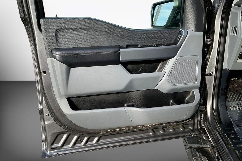 used 2021 Ford F-150 car, priced at $31,184