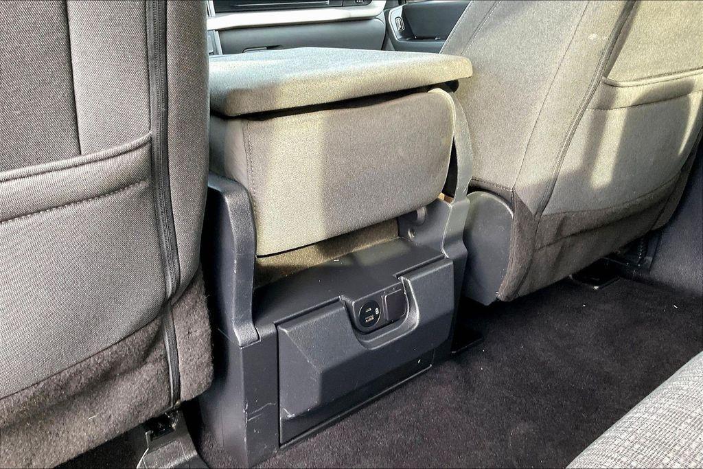 used 2021 Ford F-150 car, priced at $31,184