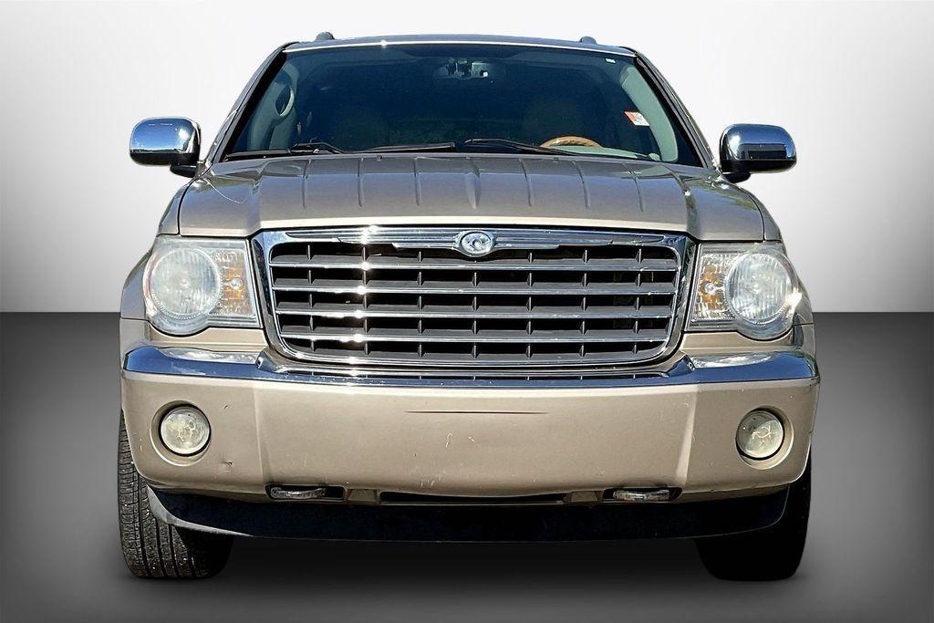 used 2008 Chrysler Aspen car