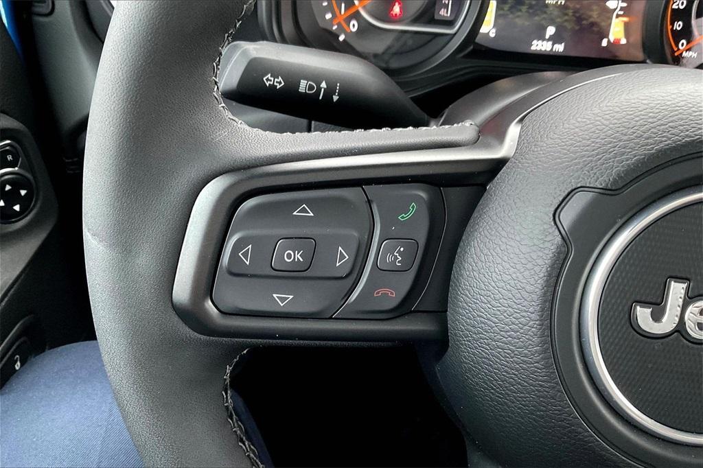 used 2025 Jeep Gladiator car, priced at $39,455