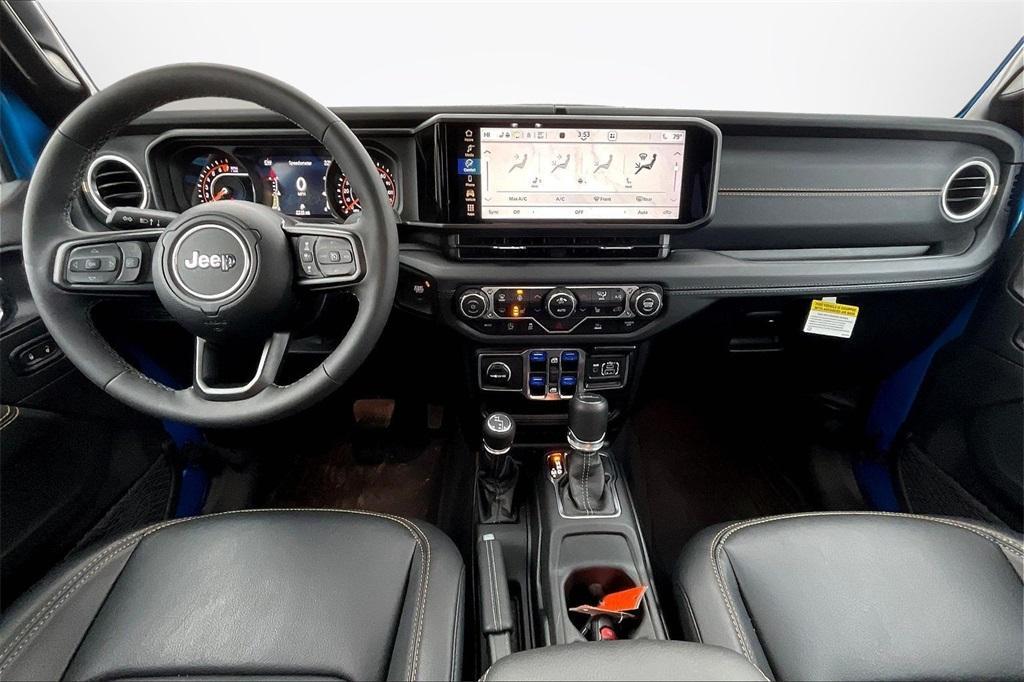 used 2025 Jeep Gladiator car, priced at $39,455