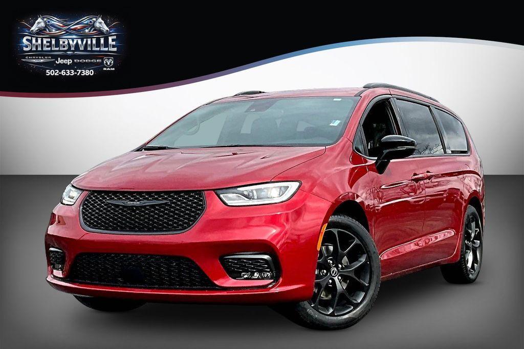 new 2026 Chrysler Pacifica car, priced at $39,680