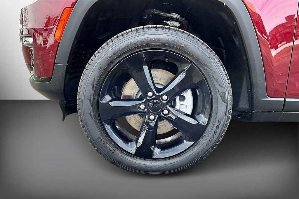 new 2025 Jeep Grand Cherokee L car, priced at $50,255