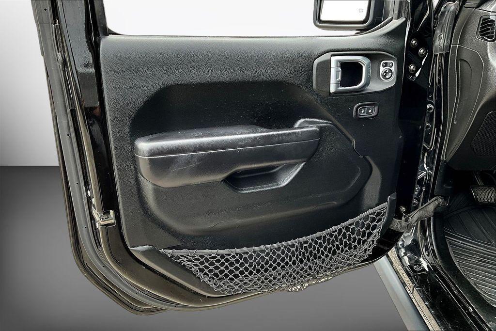 used 2020 Jeep Gladiator car, priced at $27,154