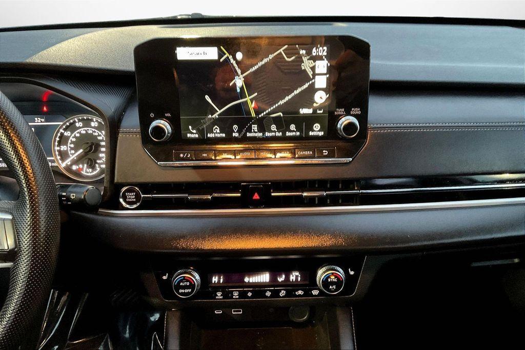 used 2024 Mitsubishi Outlander car, priced at $23,949