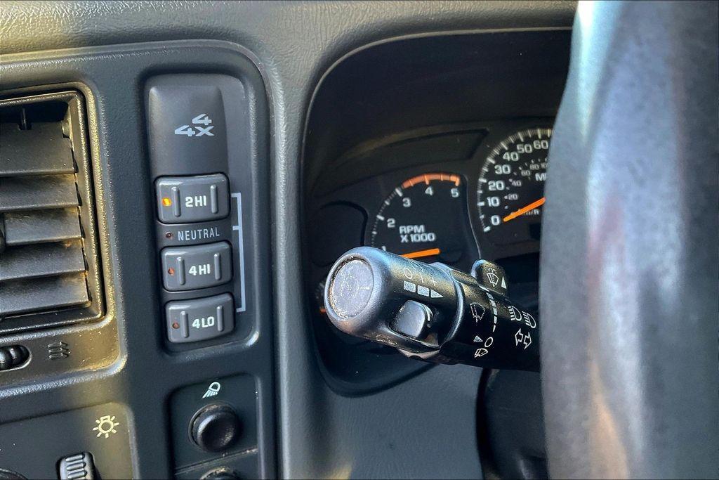 used 2003 Chevrolet Silverado 2500 car, priced at $7,964