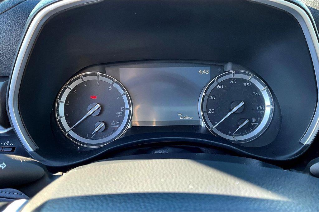 used 2022 Toyota Highlander car, priced at $32,825