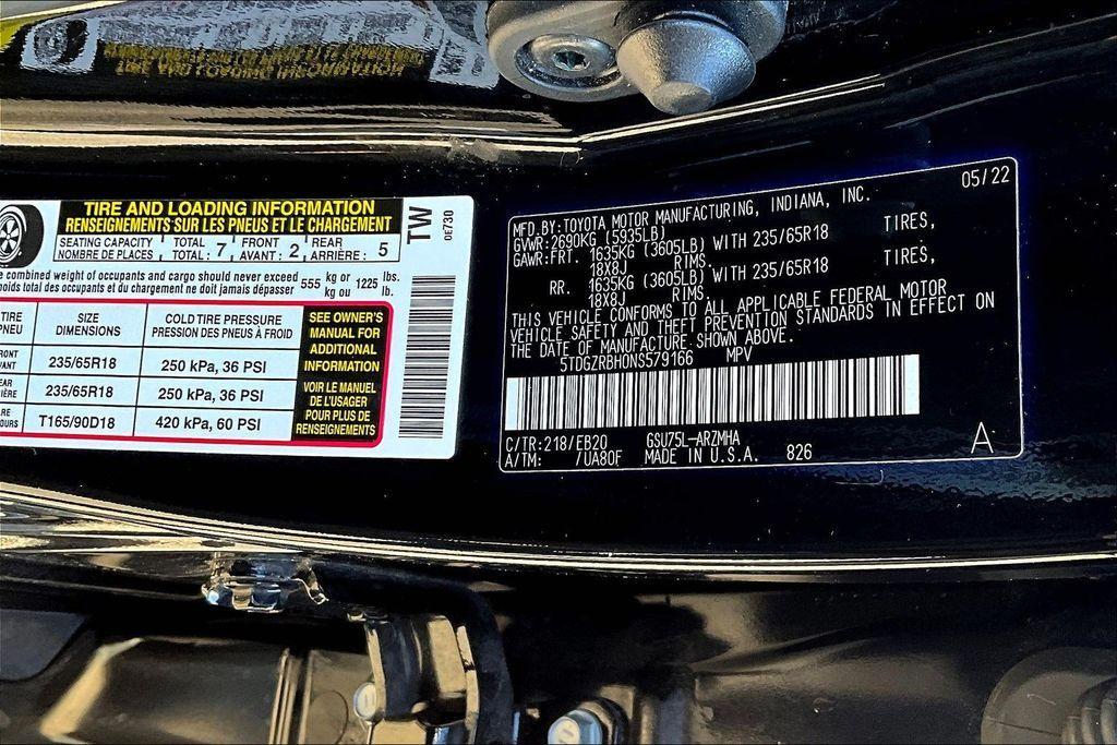 used 2022 Toyota Highlander car, priced at $32,825