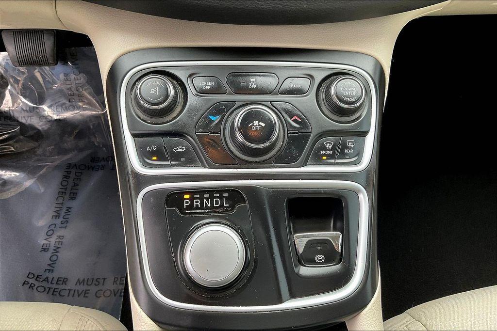 used 2015 Chrysler 200 car, priced at $6,875