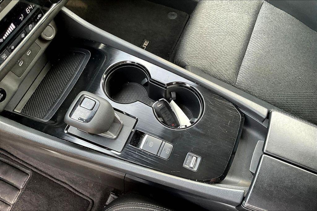 used 2024 Nissan Rogue car, priced at $19,187