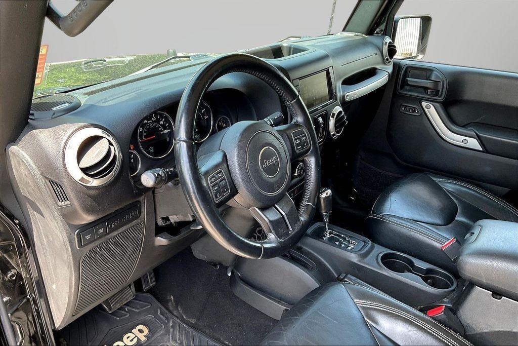 used 2016 Jeep Wrangler Unlimited car, priced at $25,054