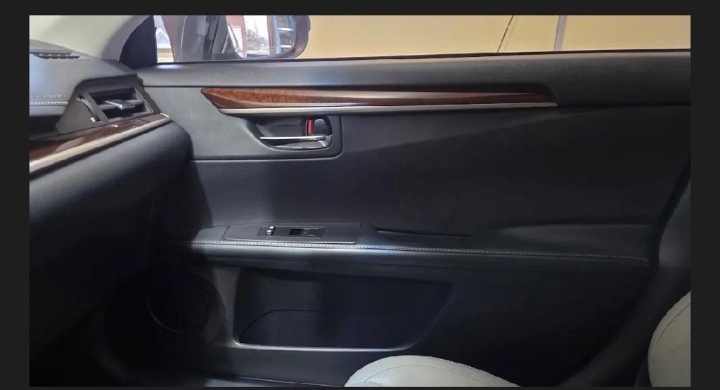 used 2014 Lexus ES 350 car, priced at $16,834