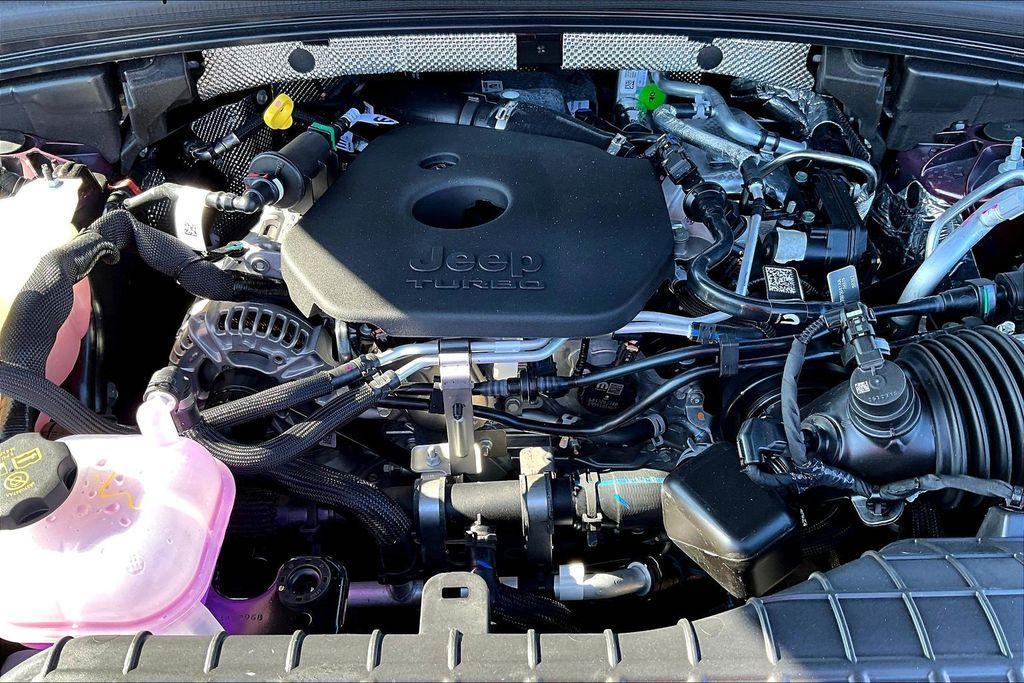 new 2026 Jeep Grand Cherokee car, priced at $41,930