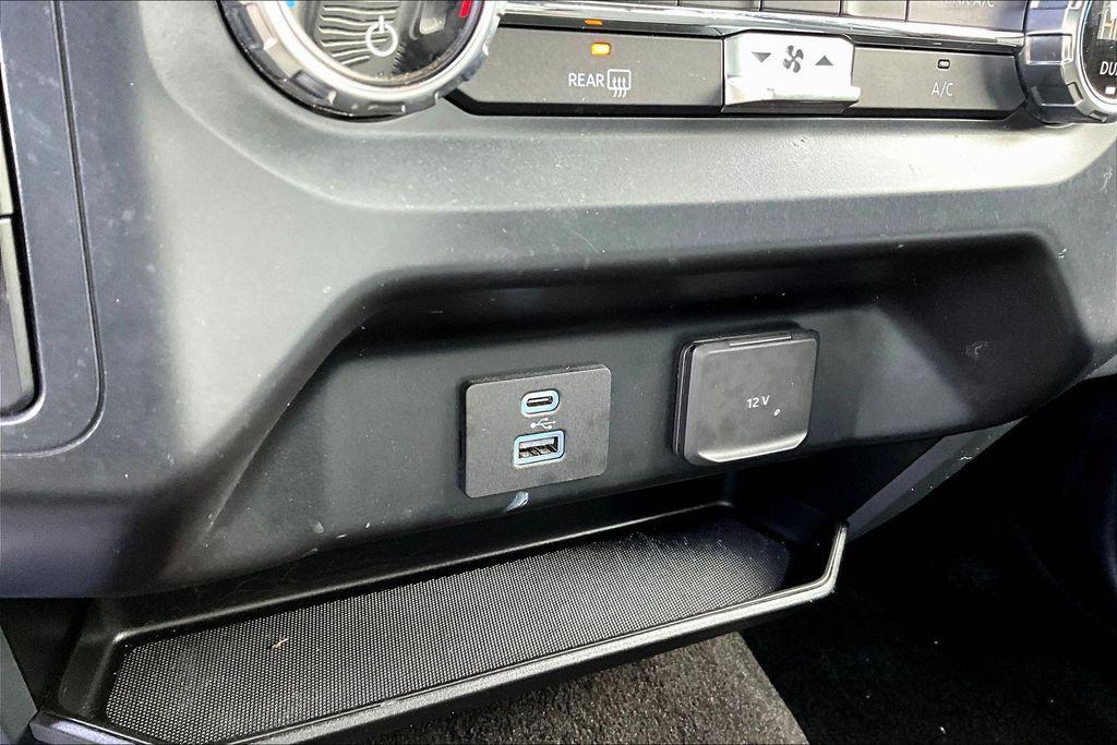 used 2021 Ford F-150 car, priced at $31,979