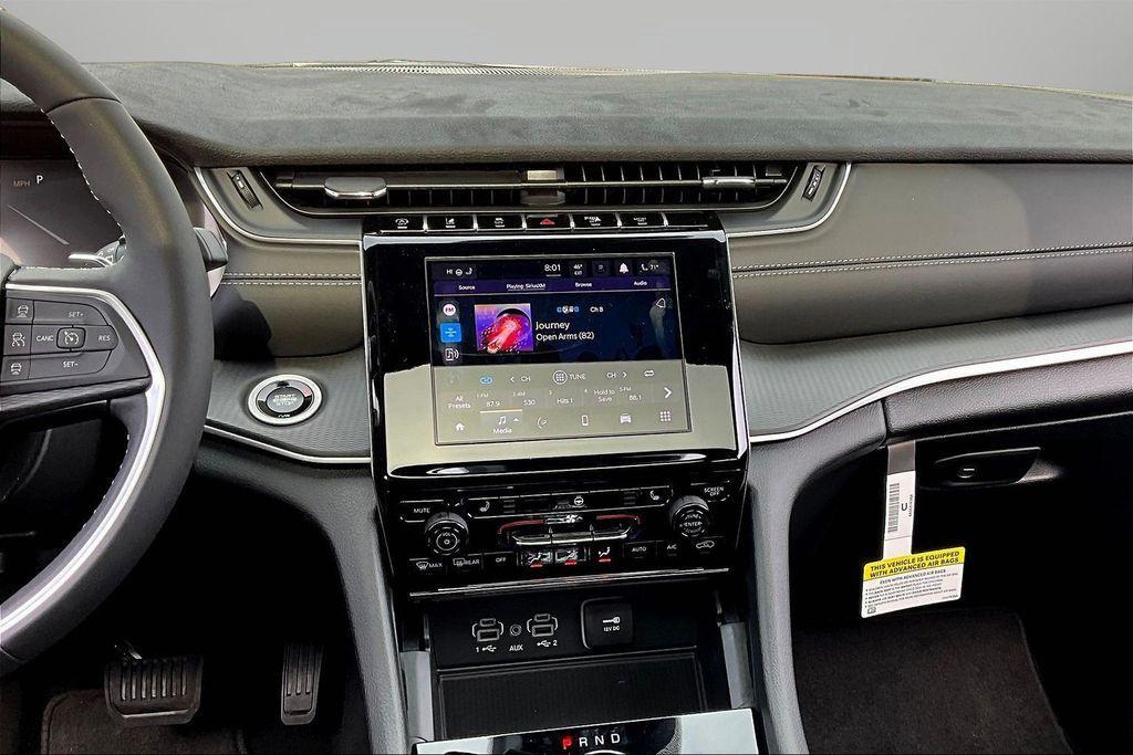 new 2025 Jeep Grand Cherokee car, priced at $42,206