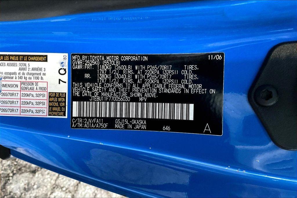 used 2007 Toyota FJ Cruiser car, priced at $11,996