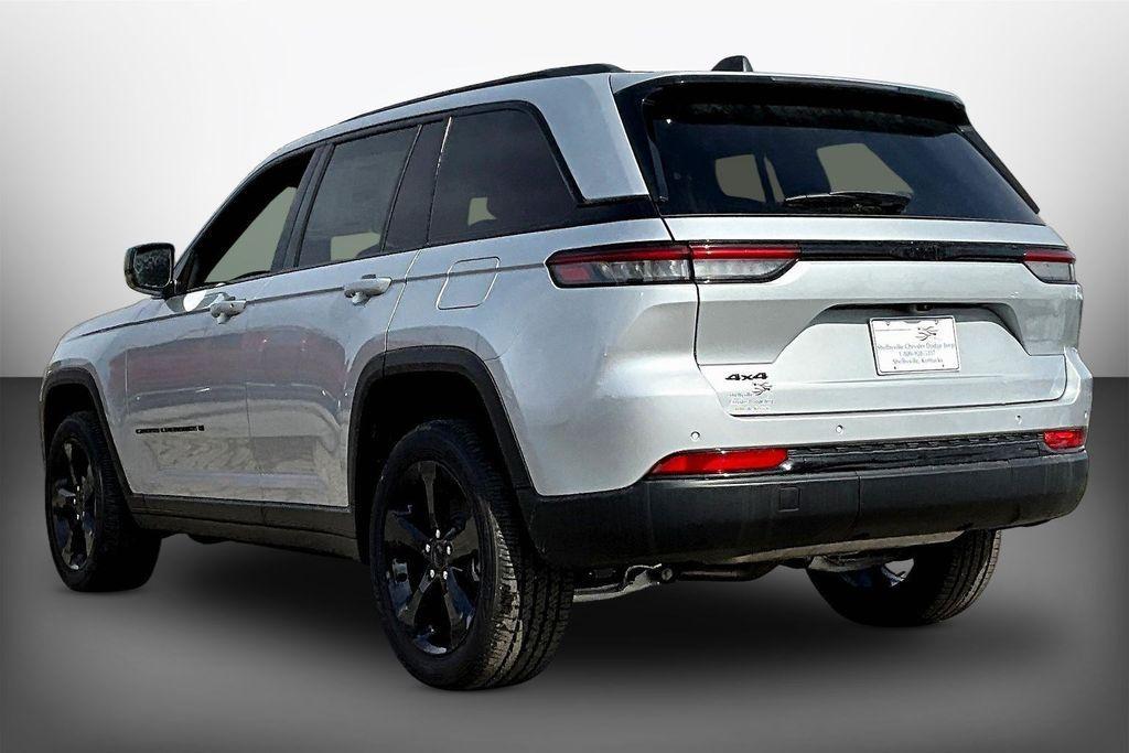 new 2025 Jeep Grand Cherokee car, priced at $40,620