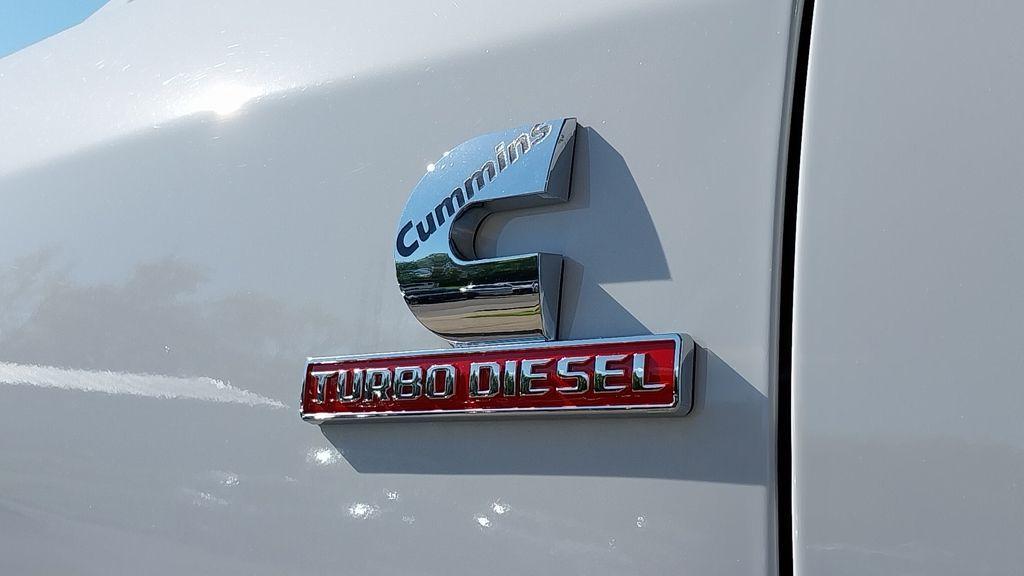 new 2025 Ram 2500 car, priced at $54,072