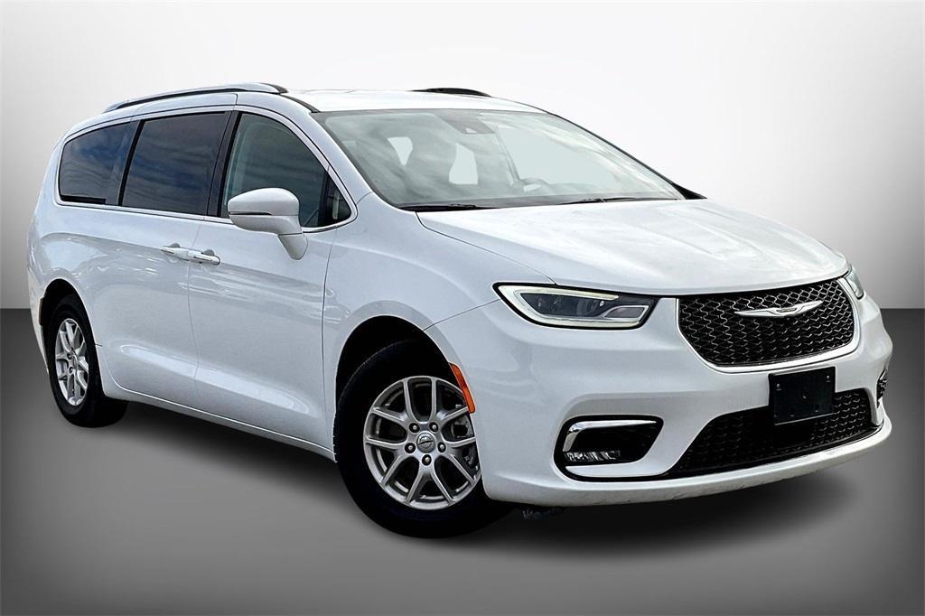 used 2021 Chrysler Pacifica car, priced at $17,963
