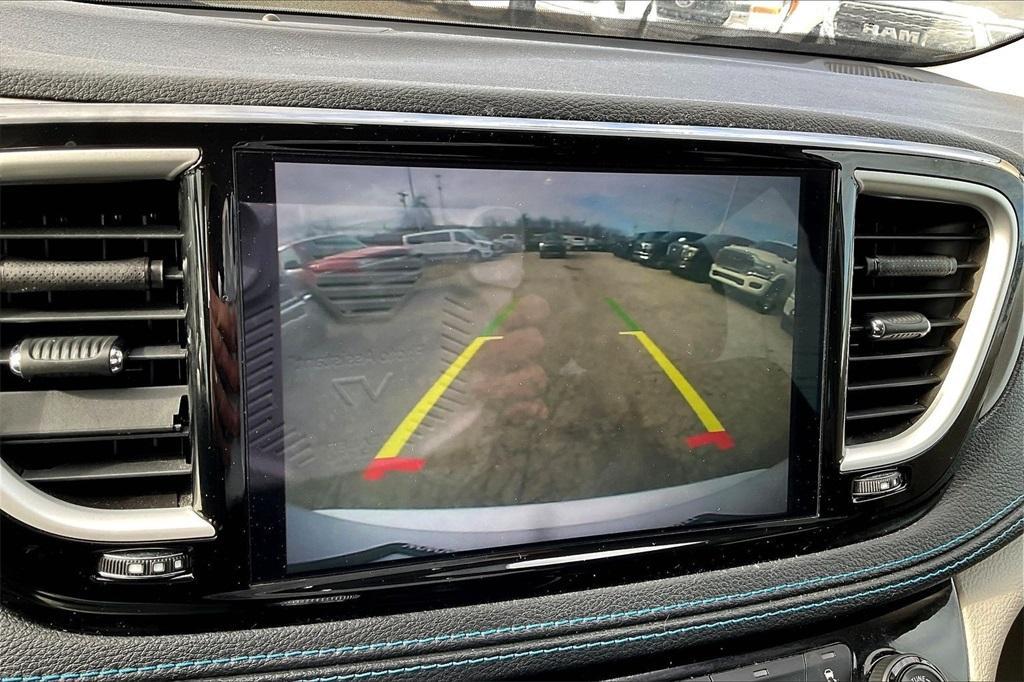 used 2021 Chrysler Pacifica car, priced at $17,963