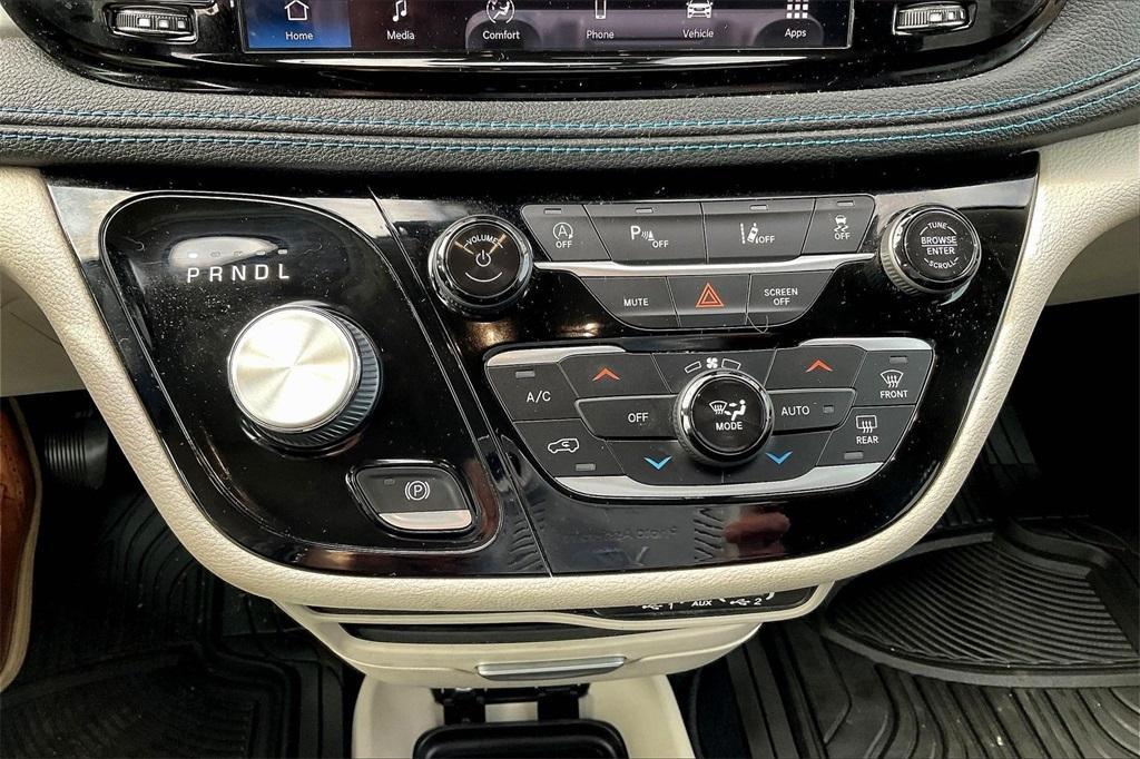 used 2021 Chrysler Pacifica car, priced at $17,963