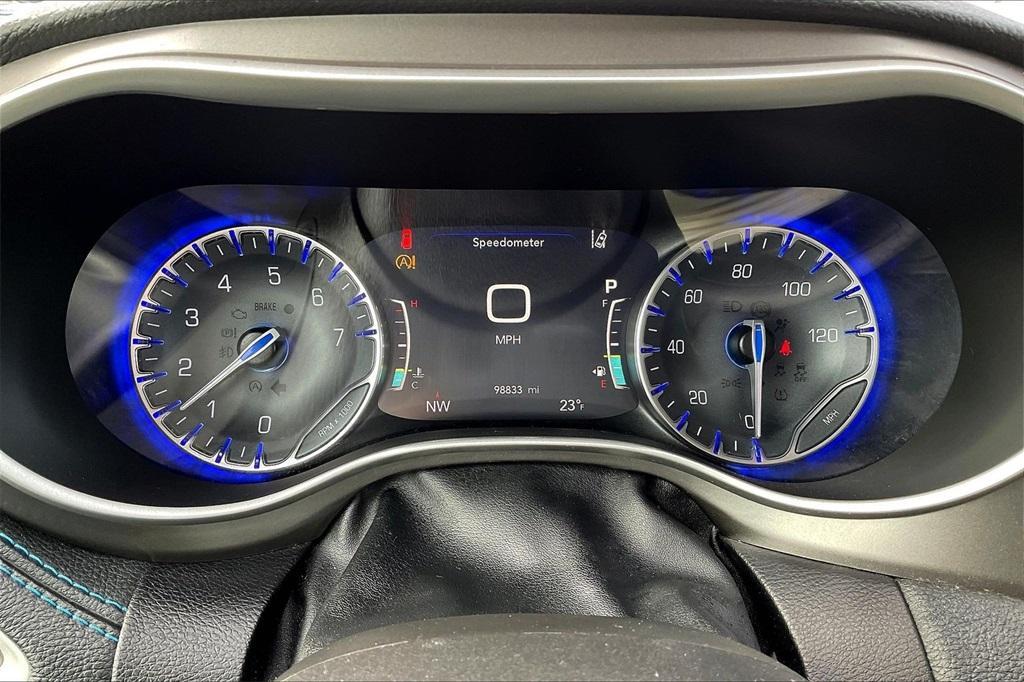 used 2021 Chrysler Pacifica car, priced at $17,963