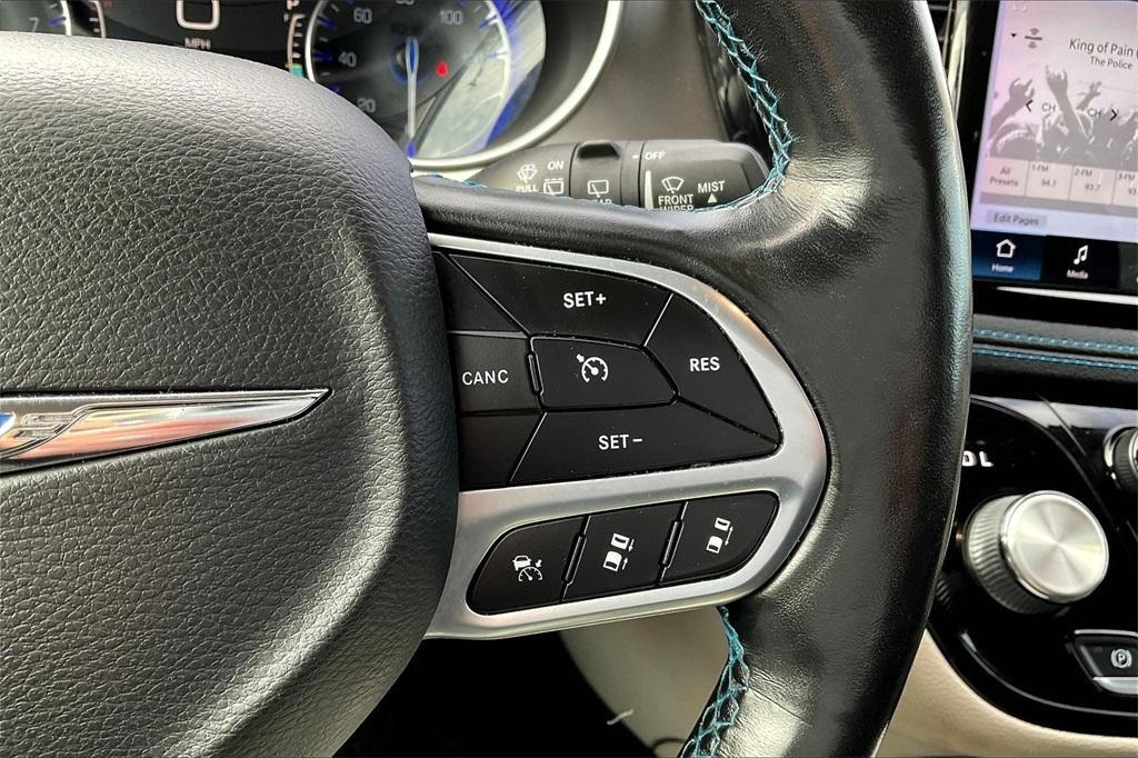 used 2021 Chrysler Pacifica car, priced at $17,963