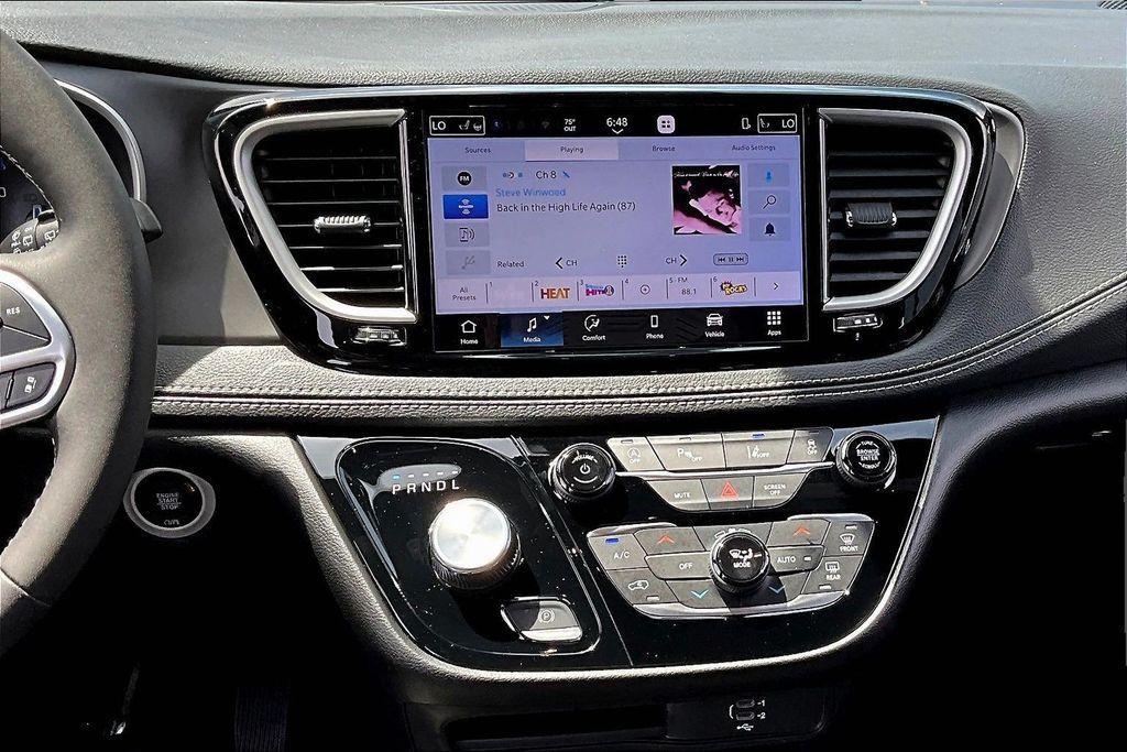 new 2027 Chrysler Pacifica car, priced at $44,331