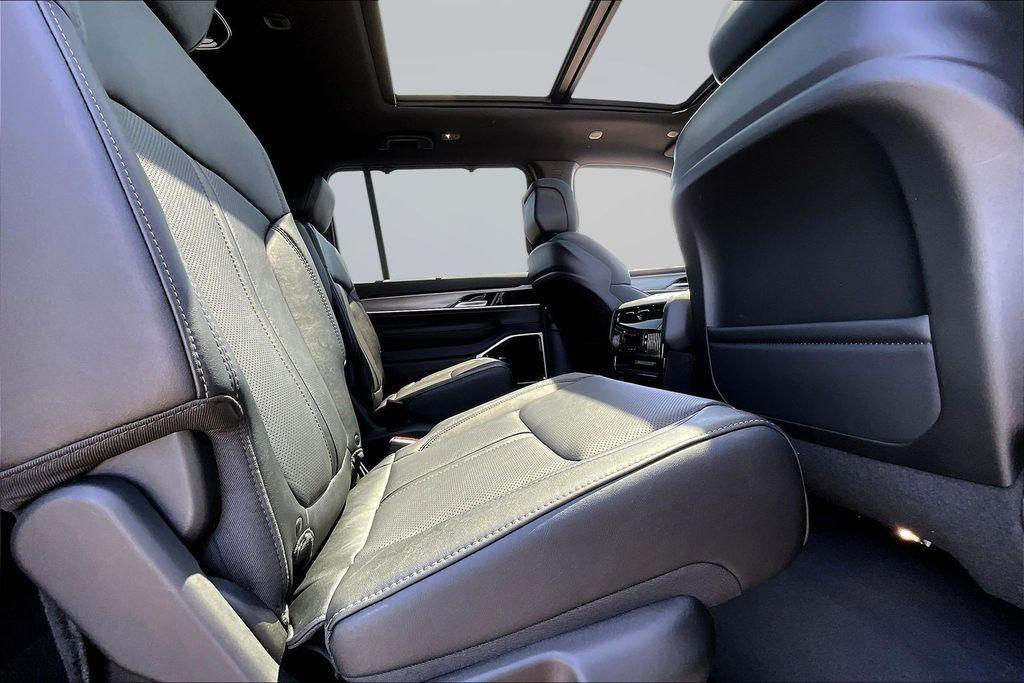 new 2026 Jeep Grand Wagoneer car, priced at $76,149