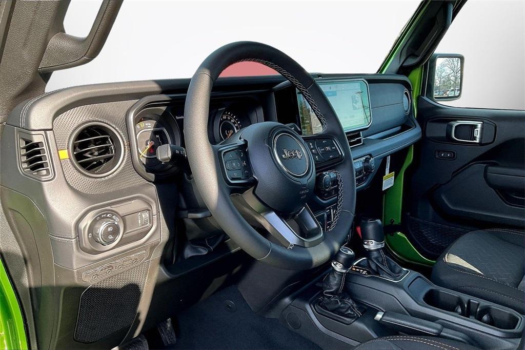 new 2026 Jeep Gladiator car, priced at $51,475