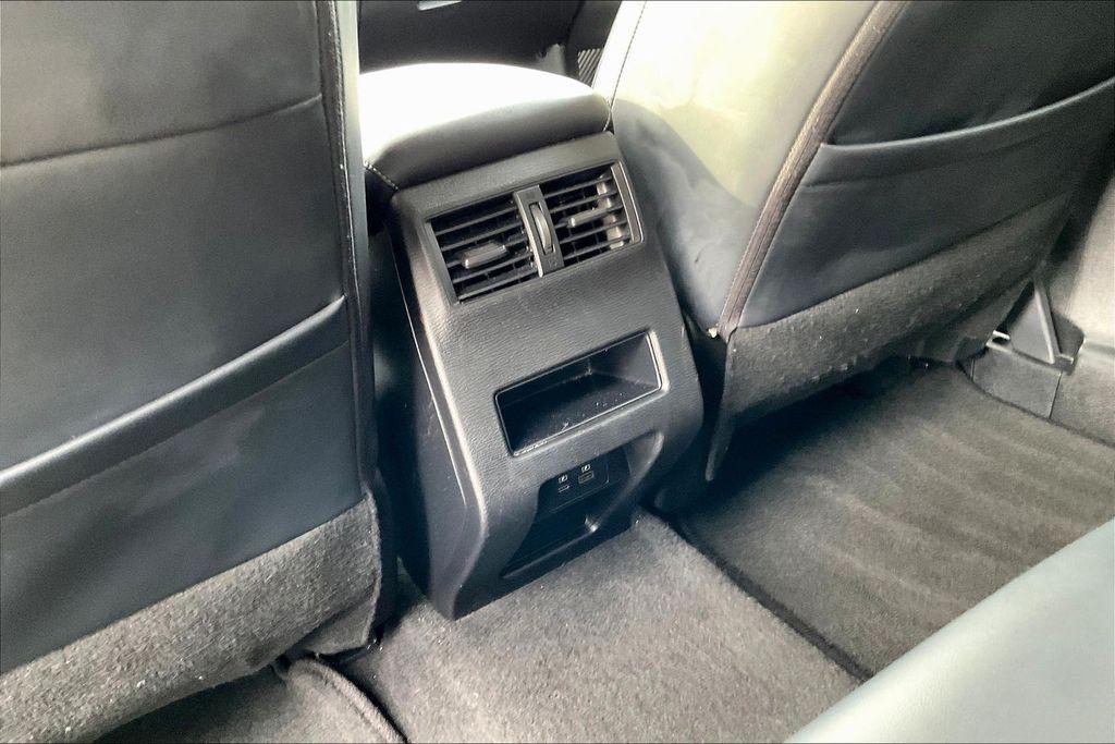 used 2024 Mitsubishi Outlander car, priced at $24,555