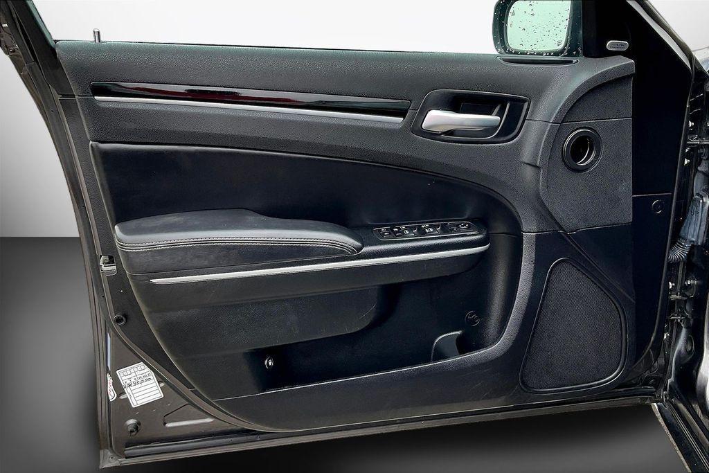 used 2023 Chrysler 300 car, priced at $25,985