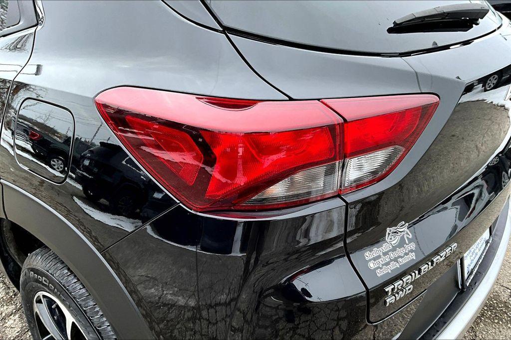 used 2025 Chevrolet TrailBlazer car, priced at $22,990