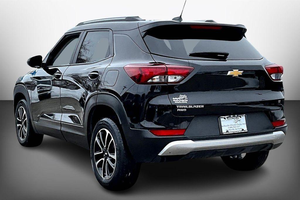 used 2025 Chevrolet TrailBlazer car, priced at $22,990