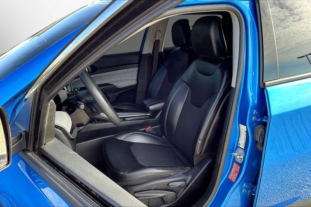 used 2022 Jeep Compass car, priced at $16,850