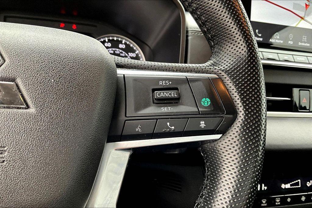 used 2024 Mitsubishi Outlander car, priced at $23,455