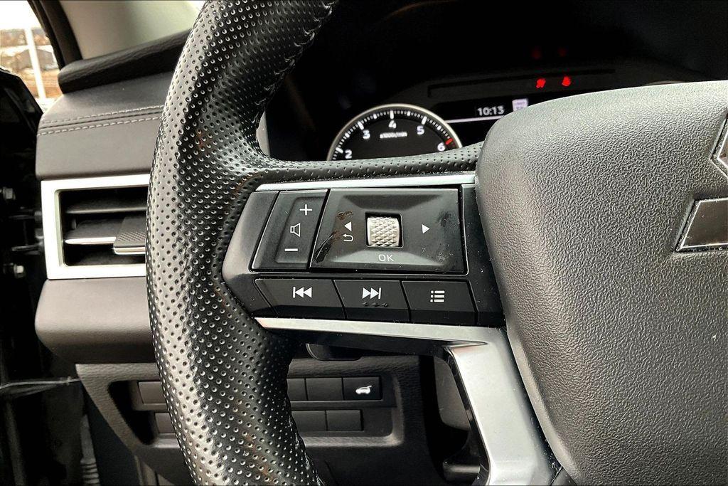 used 2024 Mitsubishi Outlander car, priced at $23,455