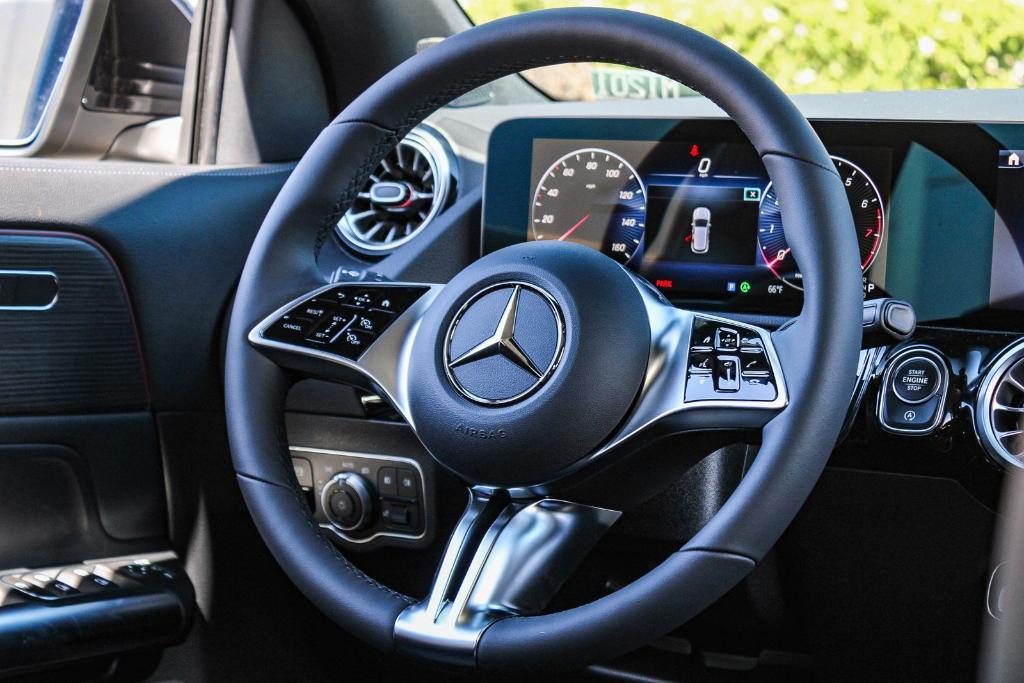 new 2026 Mercedes-Benz GLA 250 car, priced at $49,445