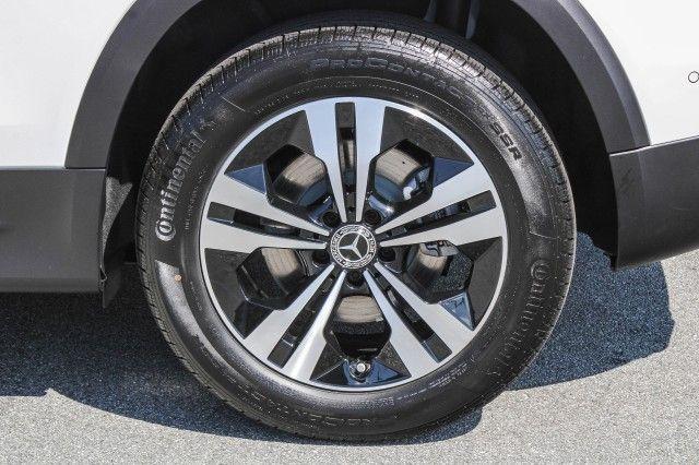 new 2025 Mercedes-Benz GLB 250 car, priced at $49,595