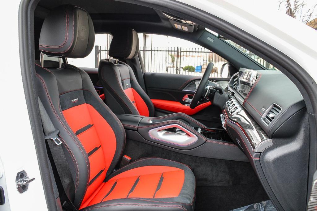 new 2026 Mercedes-Benz AMG GLE 53 car, priced at $102,865