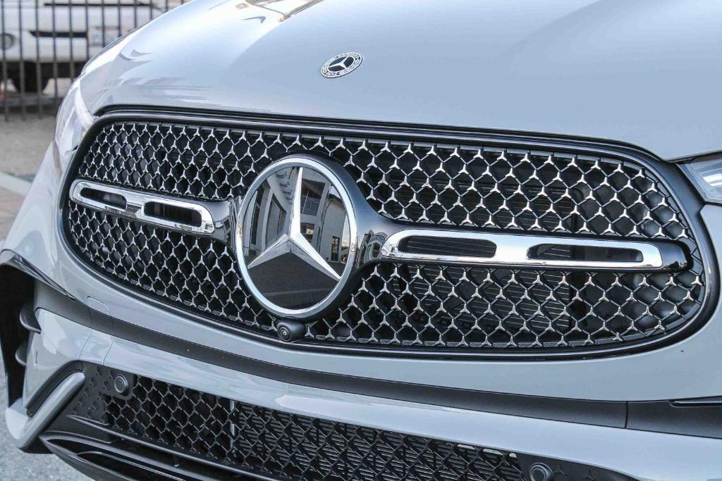new 2026 Mercedes-Benz GLC 300 car, priced at $67,390