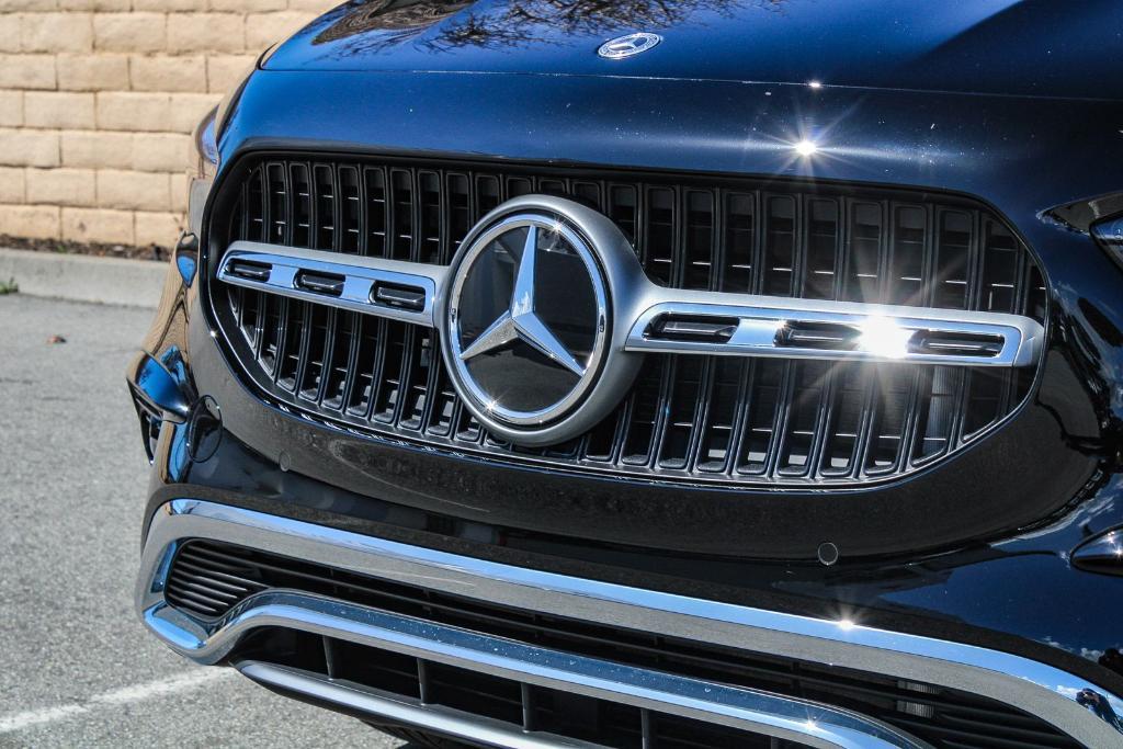 new 2026 Mercedes-Benz GLA 250 car, priced at $49,445
