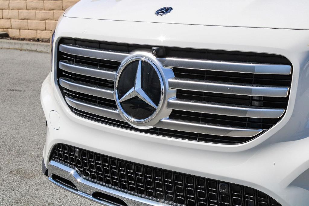 new 2026 Mercedes-Benz GLB 250 car, priced at $52,020