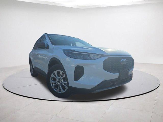 used 2023 Ford Escape car, priced at $20,724