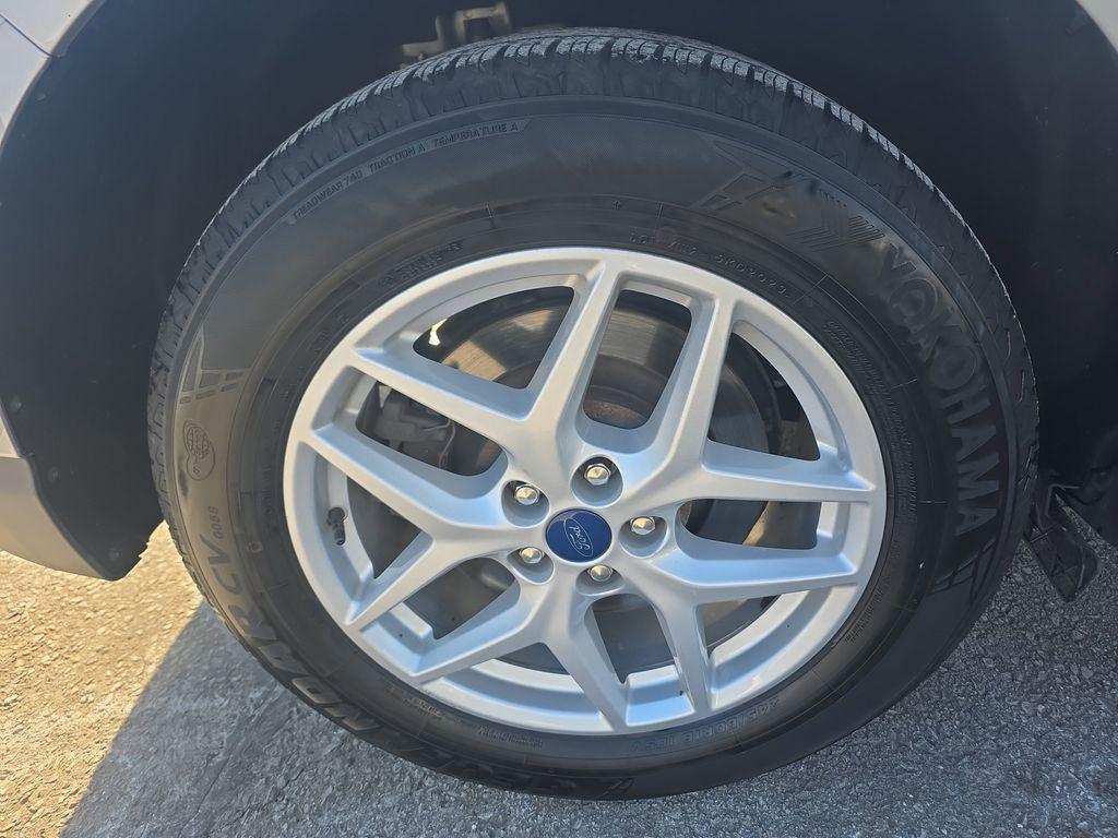 used 2021 Ford Edge car, priced at $17,950