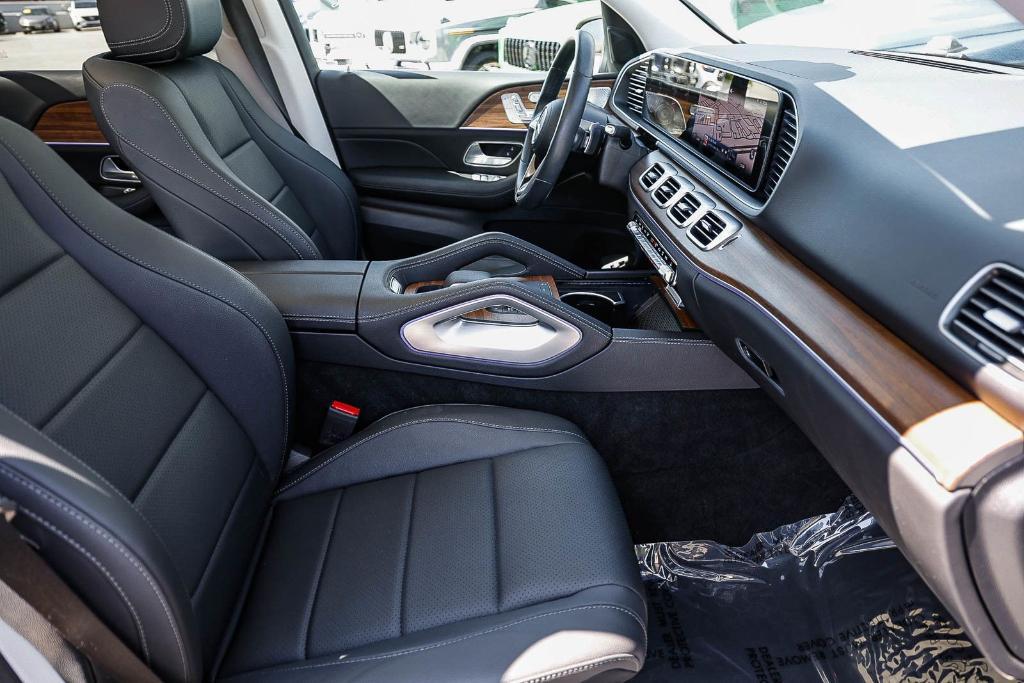 used 2025 Mercedes-Benz GLE 350 car, priced at $59,990