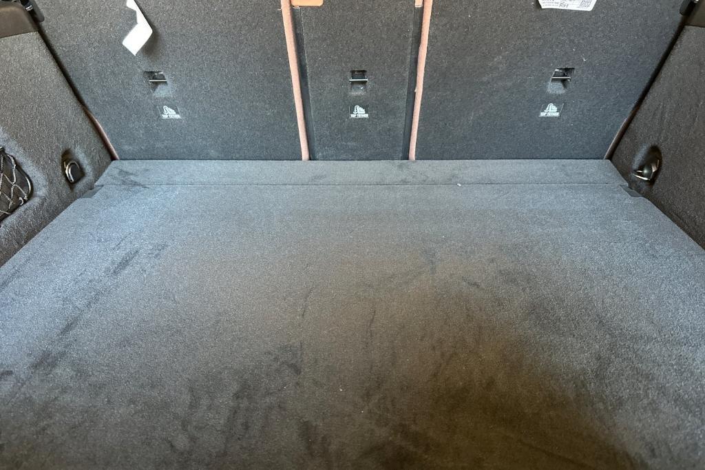 new 2025 Mercedes-Benz GLE 350 car, priced at $80,440