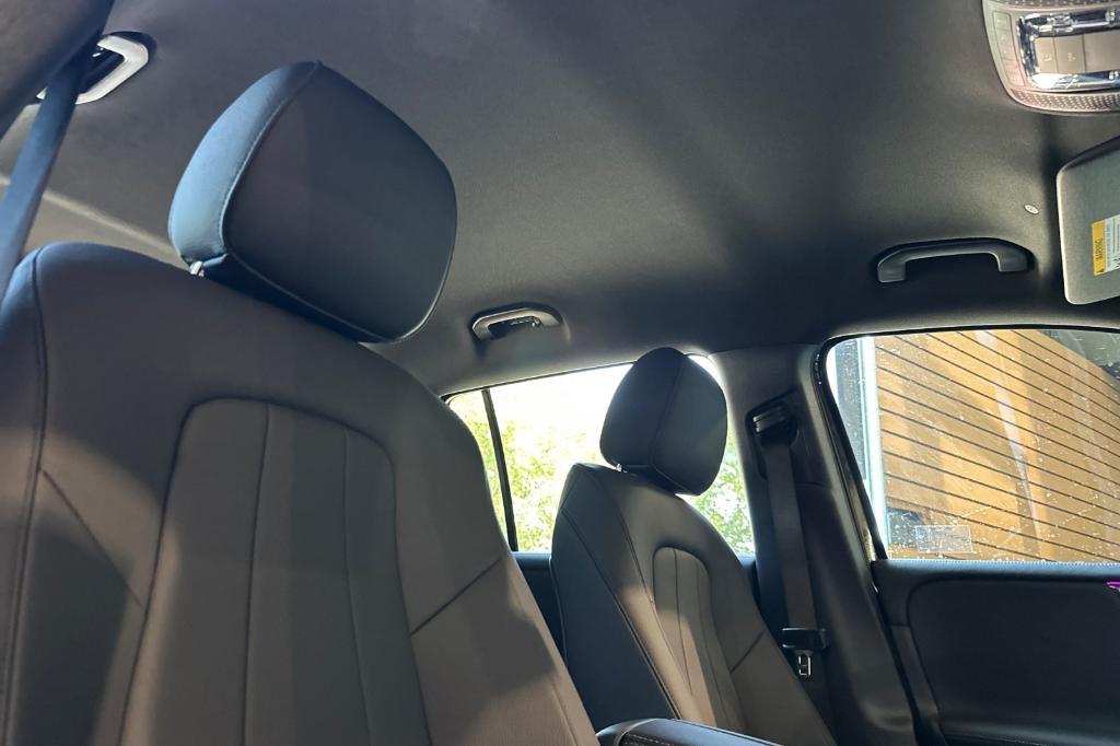 new 2025 Mercedes-Benz GLB 250 car, priced at $47,420